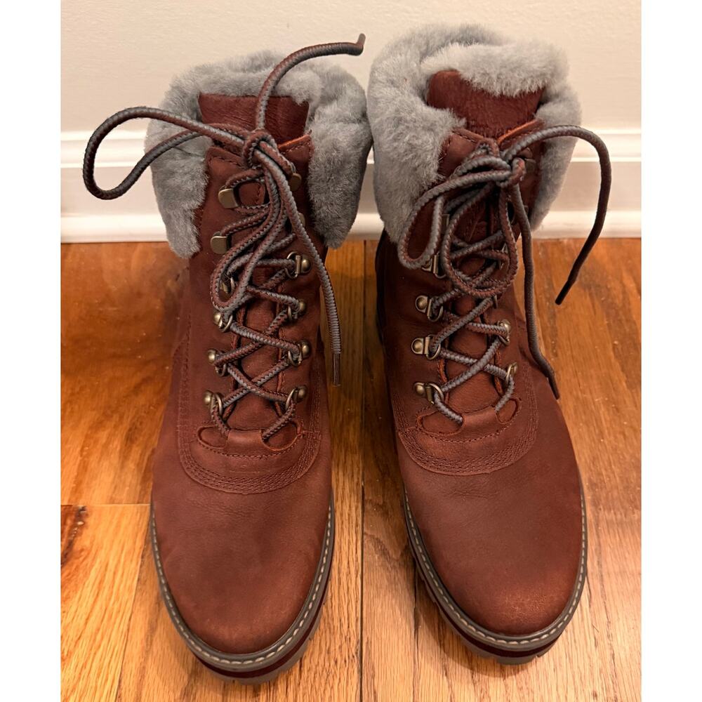 EUC Timberland Courmayeur Valley 6″ Waterproof Boots - 9.5